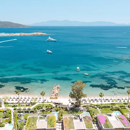 4-bedroom Luxury In 5 Star Seafront Bodrum
