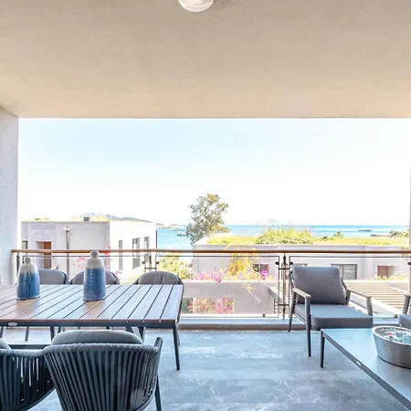 4-bedroom Luxury In 5 Star Seafront *